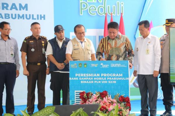 Herman Deru Jadikan Program Bank Sampah Kota Prabumulih Contoh Bagi Kabupaten/Kota se-Sumsel